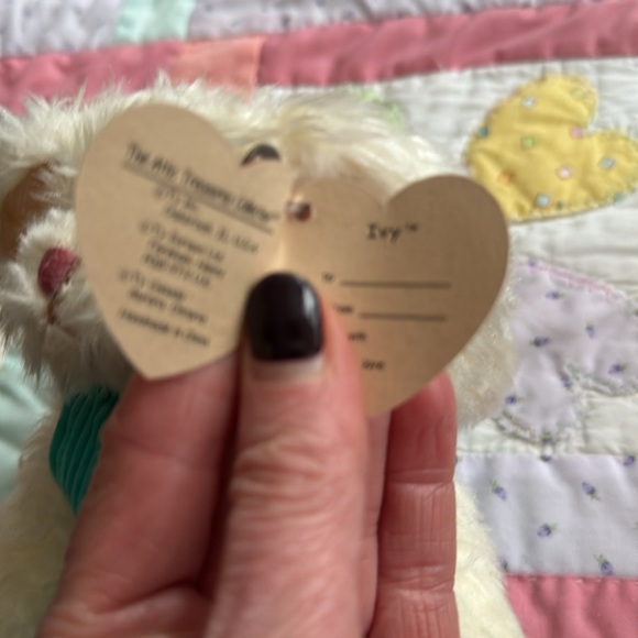 Vintage Ty Collectible with Tag Bunny wearing green overalls - Ivy - Picture 3 of 6